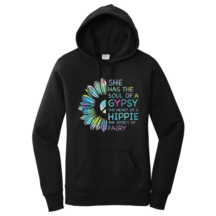 She has the soul of a gypsy the heart of a hippie and spirit Women's Pullover Hoodie