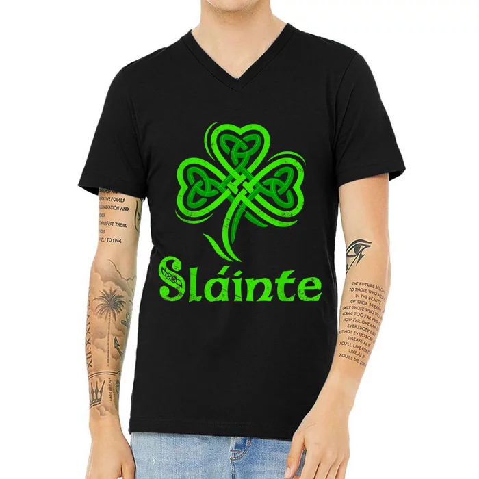 Slainte Irish Cheers Good Health St Patricks Day Slainte V-Neck T-Shirt