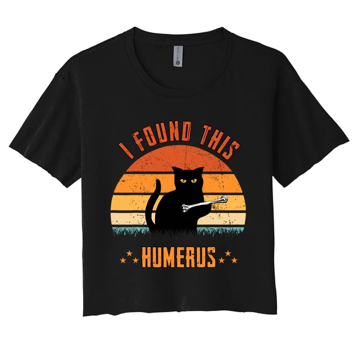 Scary I Found This Humerus Cat Black Humorous Women's Crop Top Tee