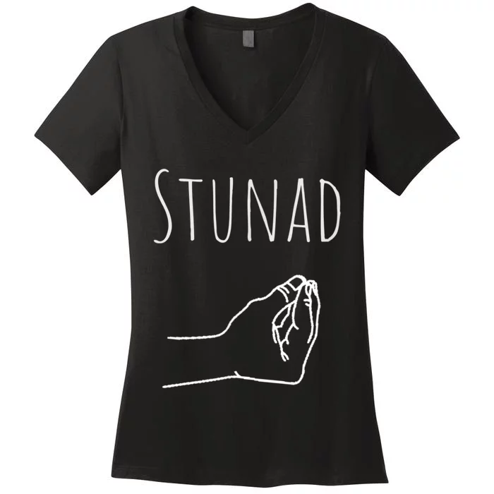 Stunad Italian Funny Quote Italy Women's V-Neck T-Shirt