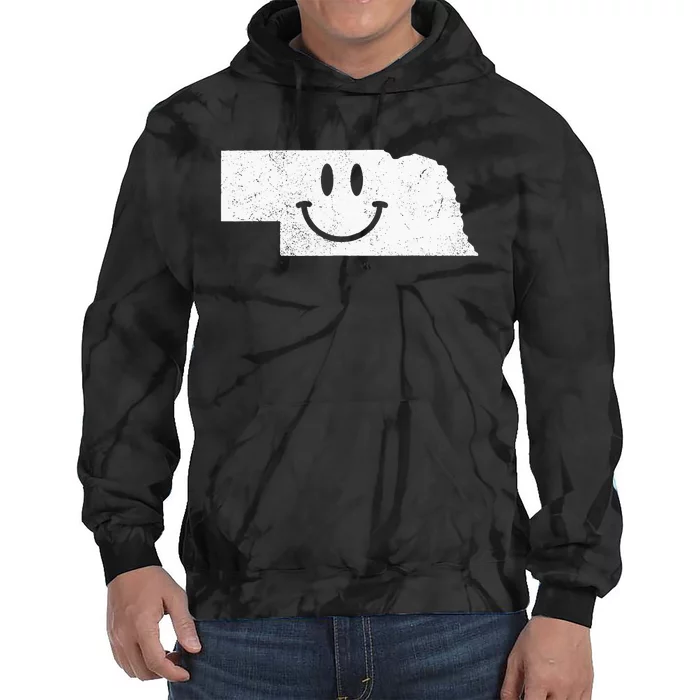 Smiling In NE – Funny Nebraska Happy Face Tie Dye Hoodie