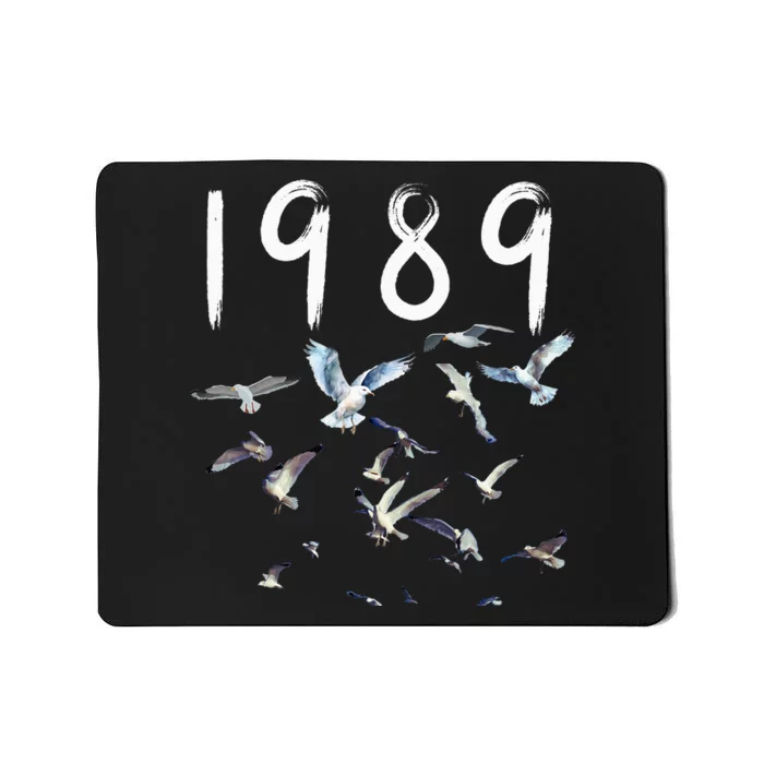 seagull in the sky 1989 Mousepad