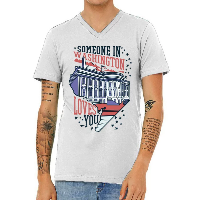 Someone In Washington Loves You Gift V-Neck T-Shirt