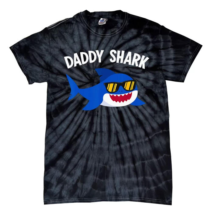 Shark Lover Funny Daddy Shark Fathers Day Tie-Dye T-Shirt