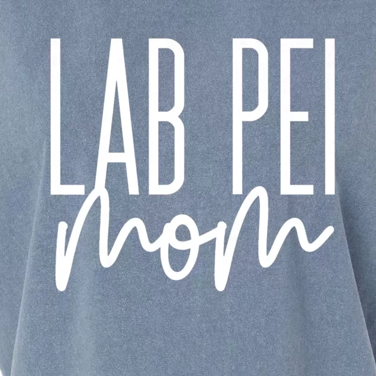 S Lab Pei Mom Cute Labrador Sharpei Mix Dog Love My Lab Pei Premium Garment-Dyed Women's Muscle Tee