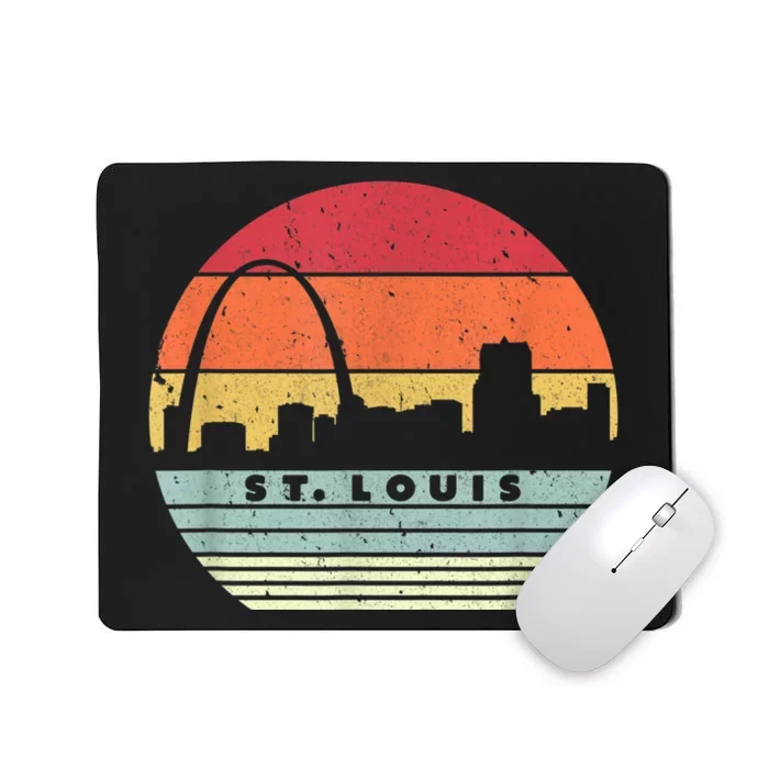 St. Louis Souvenir Shirt. Retro Style USA Skyline Mousepad