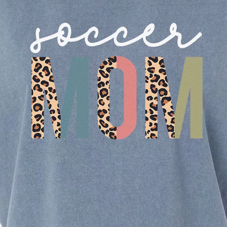 Soccer Mom Cute Mom Life Soccer Game Day Cheer Mom Leopard Garment-Dyed Women's Muscle Tee