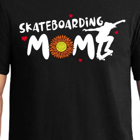 Skateboarding Mom Cute Skateboarding Meaningful Gift Pajama Set