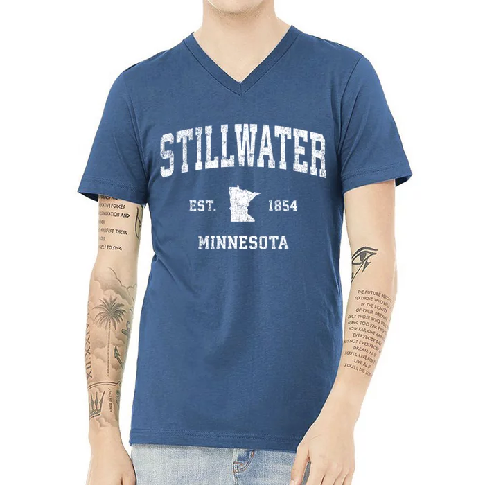 Stillwater Minnesota Mn Vintage Established Sports Design V-Neck T-Shirt