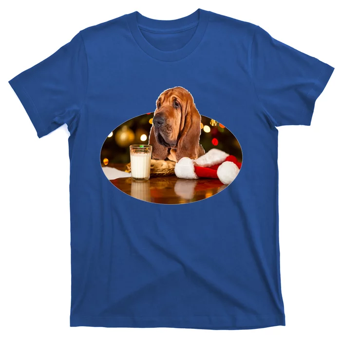 Santa Milk N Cookies Dog Bloodhound Meaningful Gift T-Shirt