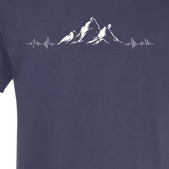 Ski Motif Skis Heartbeat Mountains Retro Skiing Ecg Gift Garment-Dyed Heavyweight T-Shirt