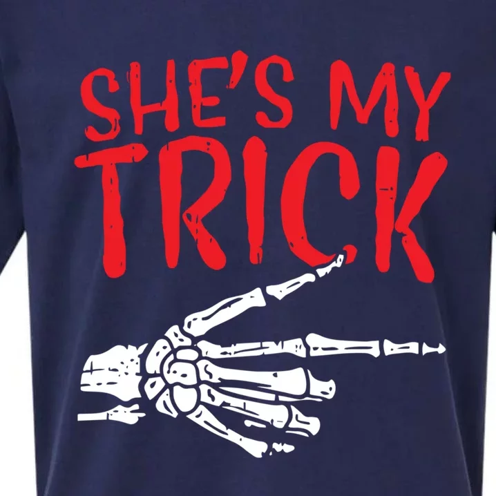 Shes My Trick Halloween Costume Skeleton Matching Couple Cute Gift Sueded Cloud Jersey T-Shirt