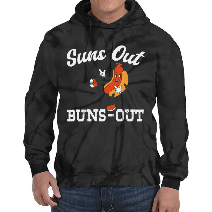 Suns Out Buns Out Funny American Hotdog Fourth Of July Joke Tie Dye Hoodie