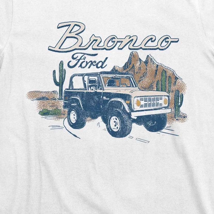 Suv Outdoor Desert Landscape T-Shirt