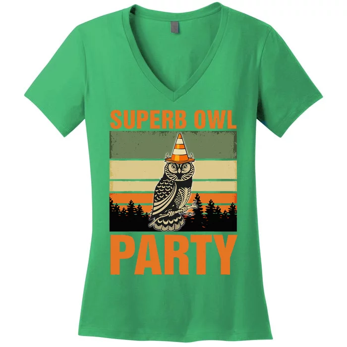 Superb Owl Party Women's V-Neck T-Shirt