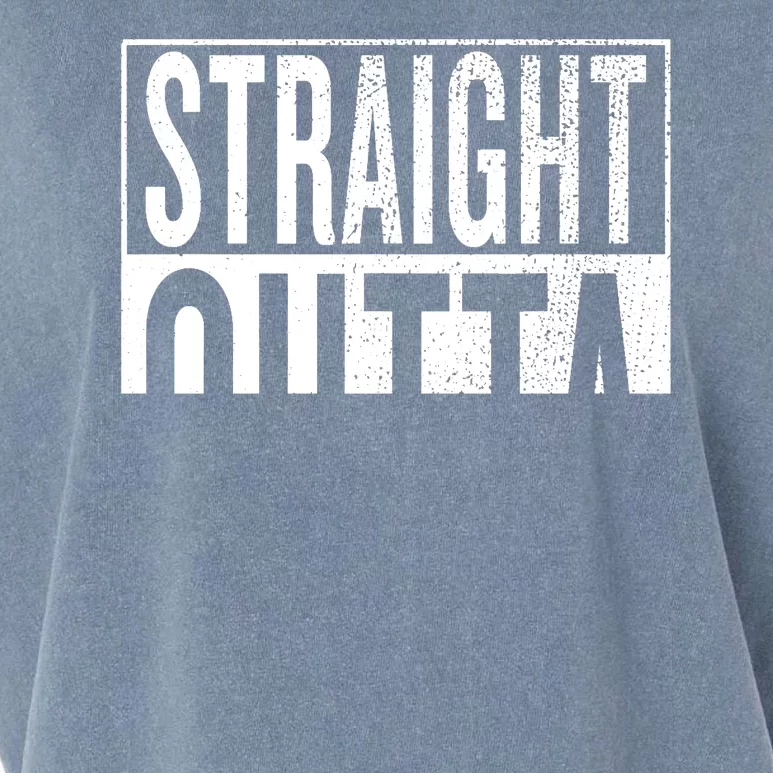 Straight Outta Saint Louis Great Travel & Gift Idea Garment-Dyed Women's Muscle Tee