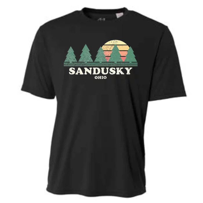 Sandusky Oh Vintage Throwback Retro 70s Design Cooling Performance Crew T-Shirt