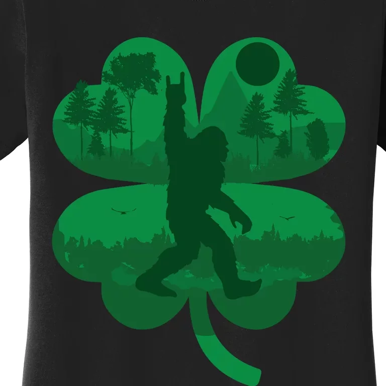 St Patricks Day Bigfoot Irish Sasquatch Saint PaddyS Women's T-Shirt