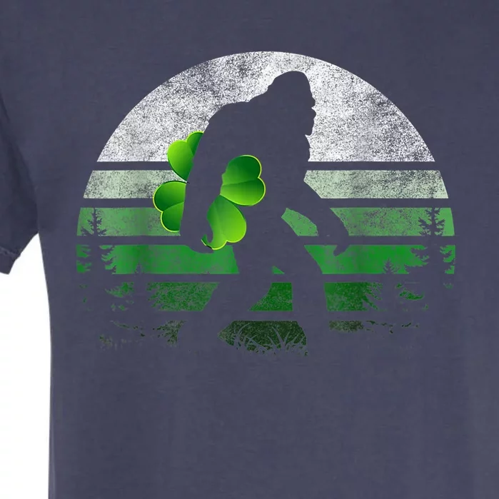 St Patricks Day Bigfoot Irish Shamrock Sasquatch Clover Leaf Garment-Dyed Heavyweight T-Shirt