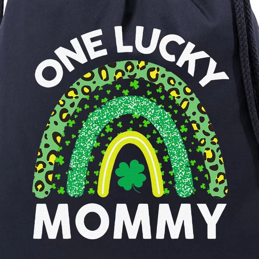 St Patricks Day Outfit Women Leopard Rainbow One Lucky Mommy Drawstring Bag