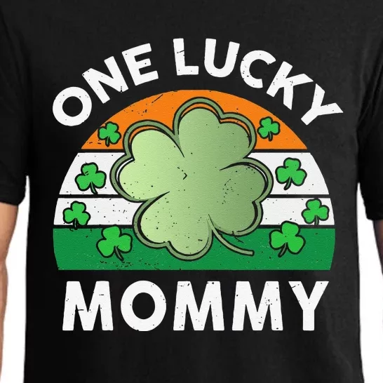 St Patricks Day Outfit Women One Lucky Mommy Mama Mom Pajama Set