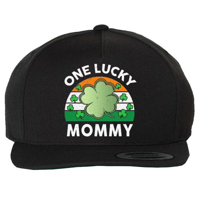 St Patricks Day Outfit Women One Lucky Mommy Mama Mom Wool Snapback Cap