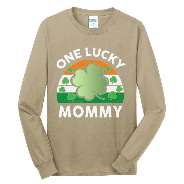 St Patricks Day Outfit Women One Lucky Mommy Mama Mom Tall Long Sleeve T-Shirt