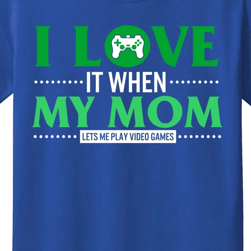 St Patricks Day Love Mom Play Video Games Saint Paddy's Day Great Gift Kids T-Shirt