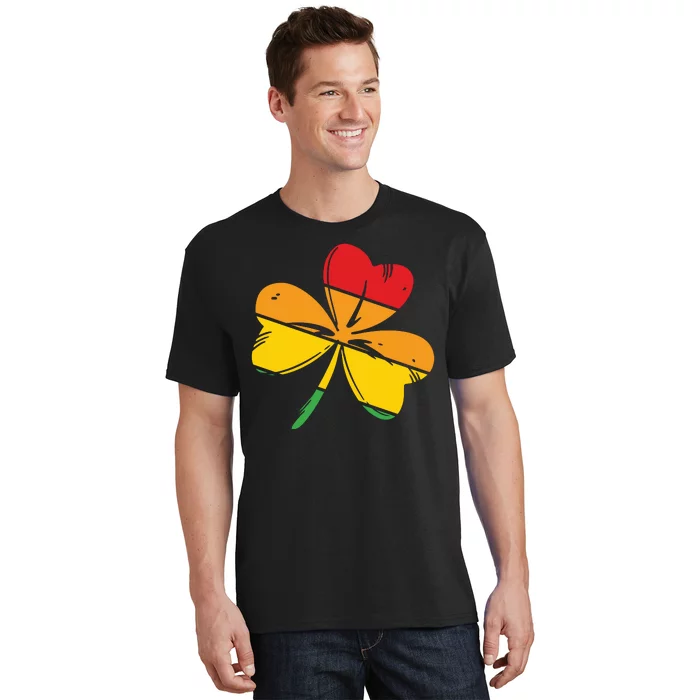 Shamrock Retro St Patricks Day T-Shirt