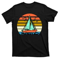Vintage Retro Compass North South East West Sailing T-Shirt