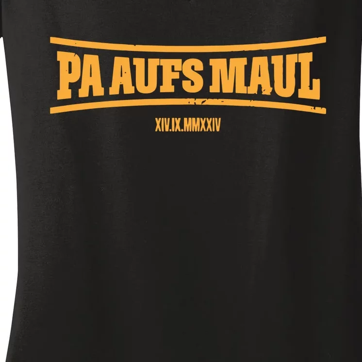 Stefan Raab Wearing Pa Aufs Maul Women's V-Neck T-Shirt