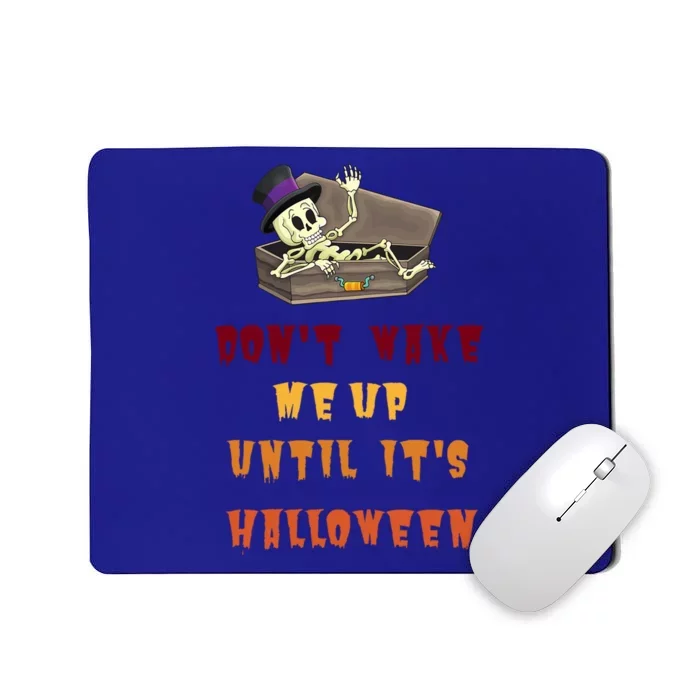 Spooky Skeletons Embrace The Fall Season Gift Mousepad