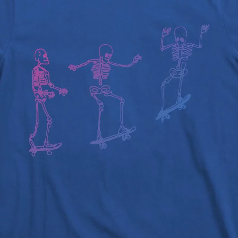 Skateboarding Skeleton Funny Skater Skating Aesthetic Gift T-Shirt