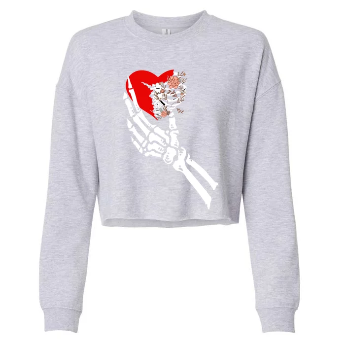 Skull Skeleton Hand Holding Red Heart Love Valentines Day Funny Gift Cropped Pullover Crew