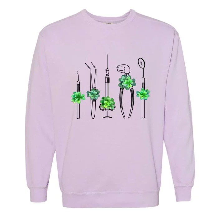 Sickle Scaler Mouth Mirror Tweezer Dentist St Patrick's Day Gift Garment-Dyed Sweatshirt