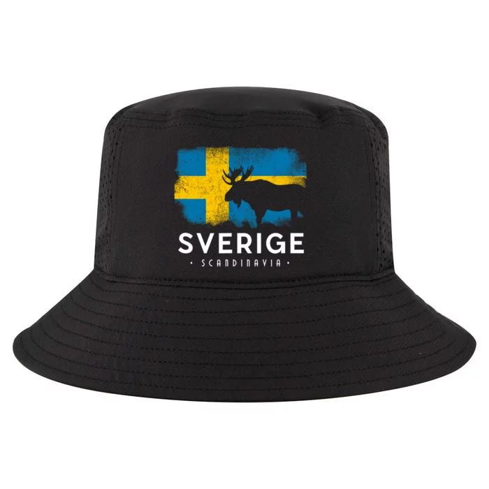 Sverige Scandinavia Midsommar Swedish Flag Sweden Cool Comfort Performance Bucket Hat