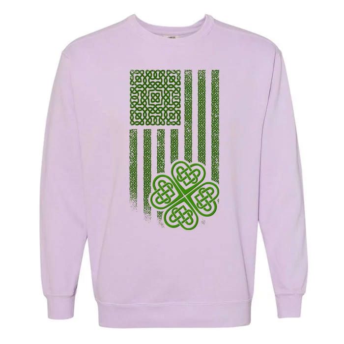 St Patrick's Day Celtic Shamrock US American Flag Garment-Dyed Sweatshirt