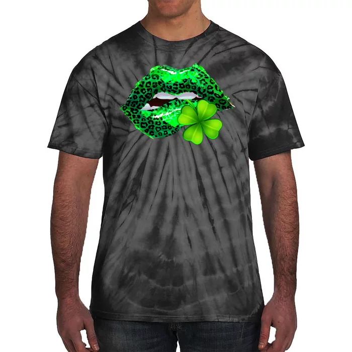 St Patrick's Day Leopard Print Lipstick Shamrock Tie-Dye T-Shirt