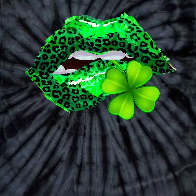 St Patrick's Day Leopard Print Lipstick Shamrock Tie-Dye T-Shirt