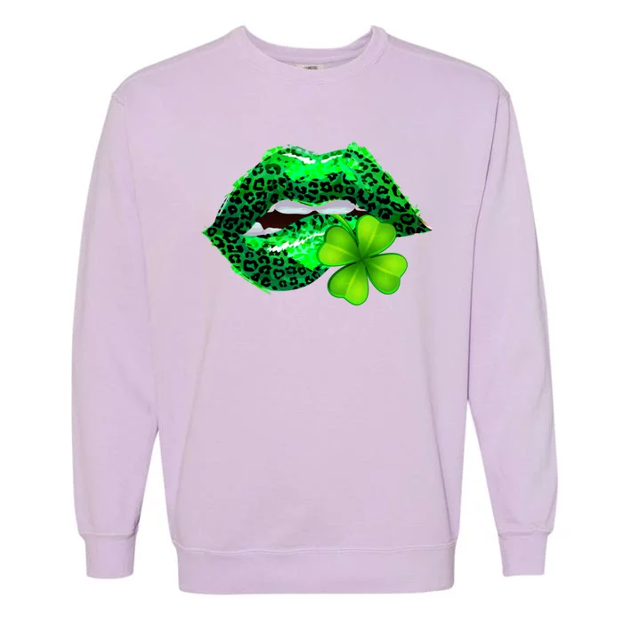 St Patrick's Day Leopard Print Lipstick Shamrock Garment-Dyed Sweatshirt