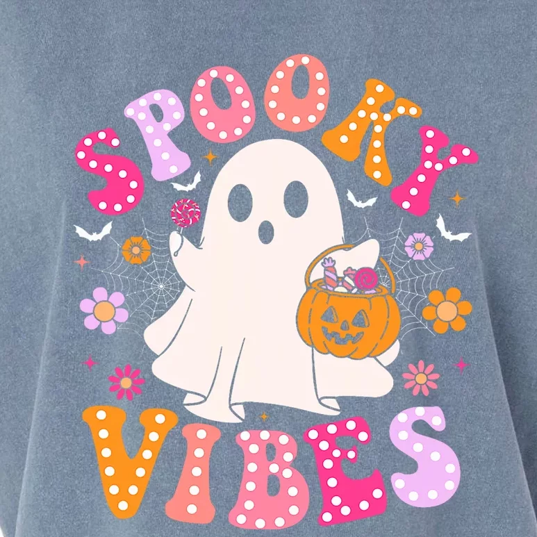 Spooky Vibes Ghost Retro Groovy Halloween Garment-Dyed Women's Muscle Tee