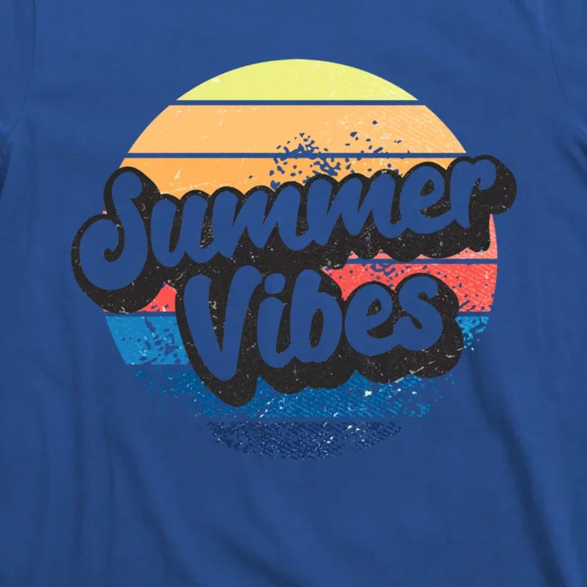 Summer Vibes Retro Distressed Fun Vacay Beach Lake Quote Gift T-Shirt