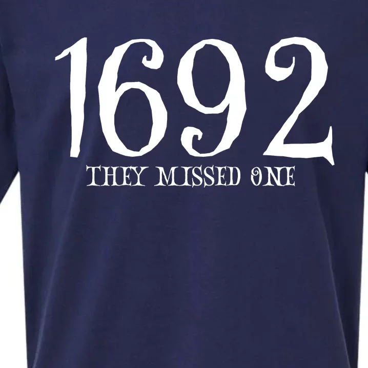 Salem Witch 1692 They Missed One Halloween Gift Massachusetts Witch Trials Sueded Cloud Jersey T-Shirt