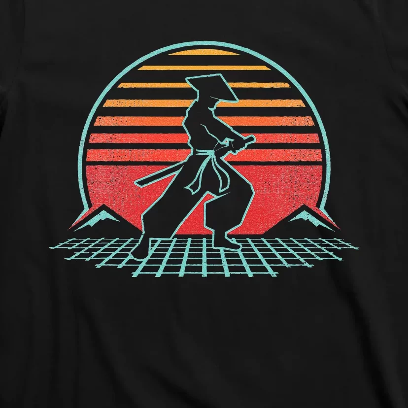 Samurai Warrior Bushido Japan Anime Retro 80s Style Gift T-Shirt