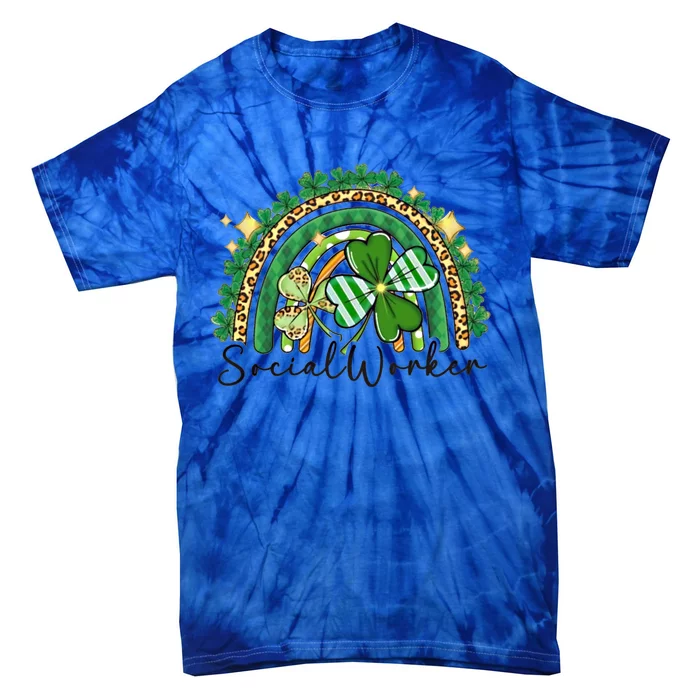 Social Worker Leopard Rainbow St Patricks Day Irish Shamrock Gift Tie-Dye T-Shirt