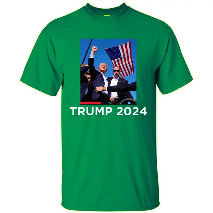 Trump 2024 Campaign Rally – Fist Pumping With American Flag Tall T-Shirt