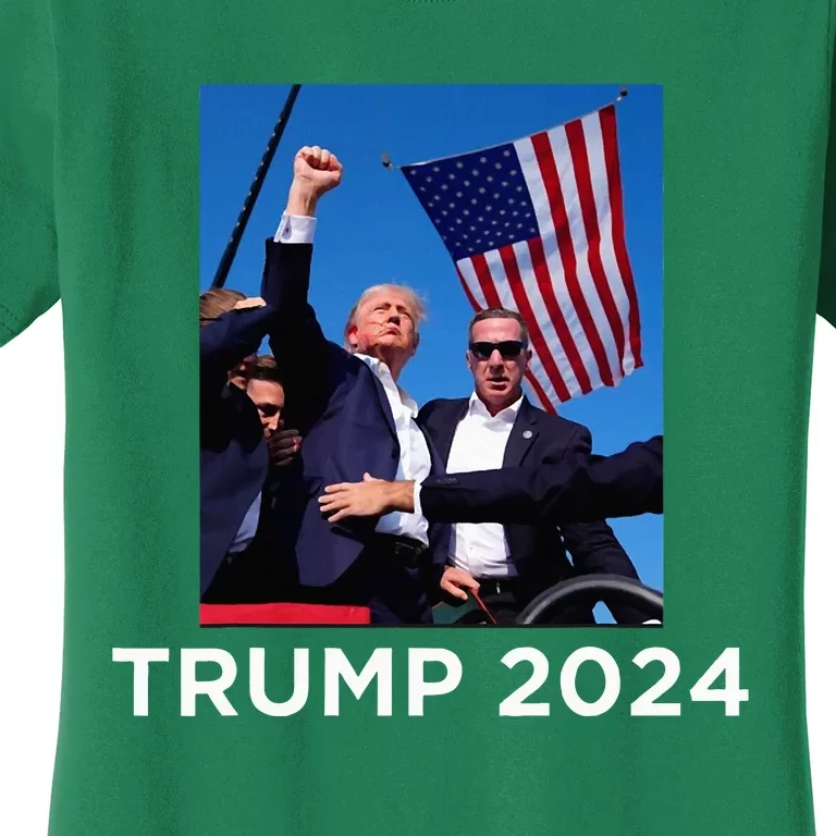 Trump 2024 Campaign Rally – Fist Pumping With American Flag Women's T-Shirt