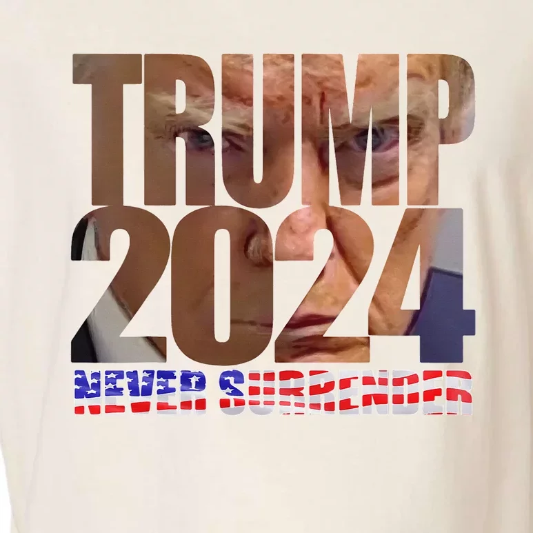 Trump 2024 Never Surrender Mugshot Garment-Dyed Women's Muscle Tee