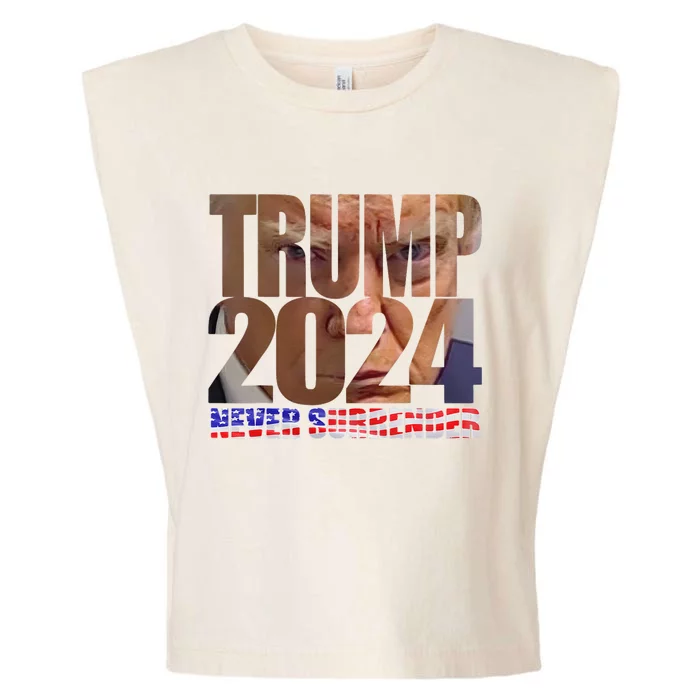 Trump 2024 Never Surrender Mugshot Garment-Dyed Women's Muscle Tee