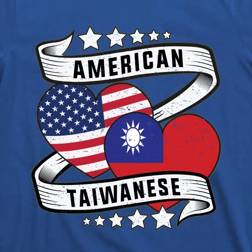 Taiwanese American Meaningful Gift Half Taiwanese Half American Flag Gift T-Shirt